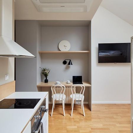 Sunlit Studio Near Wenceslas Square By Prague Days Apartment Exterior photo